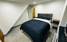 Britlodge Airport Ws Home